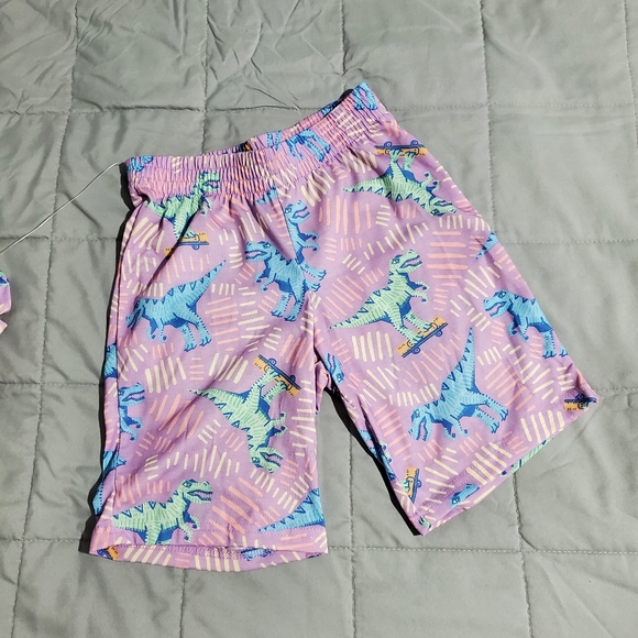 Dinosaur short ans tshirt set - Picture 2 of 3